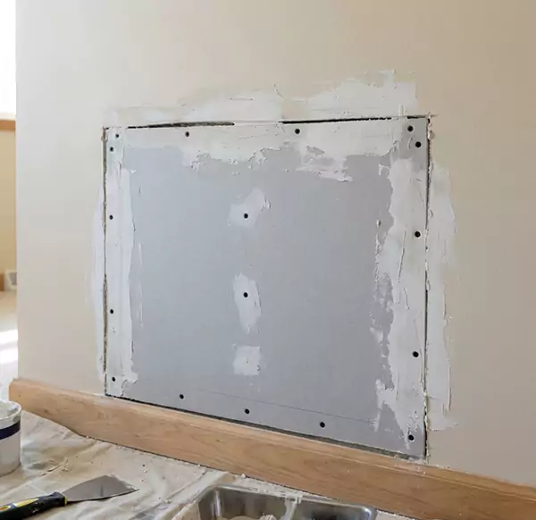 Why Homeowners and Businesses Choose Raleigh Water Damage Pro for Fixing Water Damaged Drywall in Raleigh, NC?